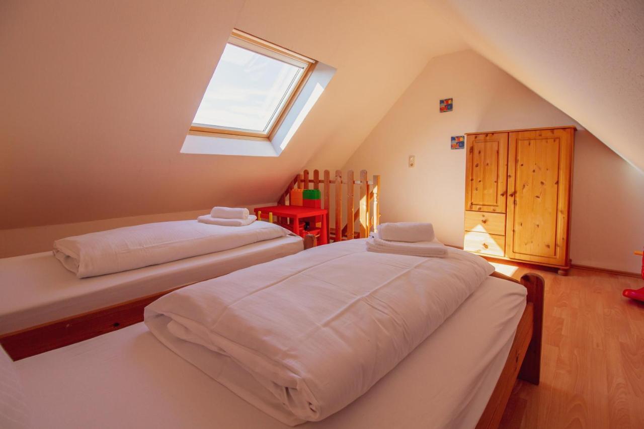 Appartamento Haus Leuchtturm - Ebbe Krummhörn Esterno foto